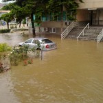1. Zgrada DZ Doboj u poplavama - izvana