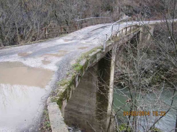 C Ovako je izgledao oštećeni most u Milankovićima nakon poplava u maju 2014. godine