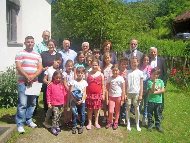 RADOST U DVORISTU SKOLE U GORNJOJ ZELINJI