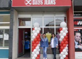 Prvi butik u Modriči sa originalnim BROS JEANS artiklima (20)