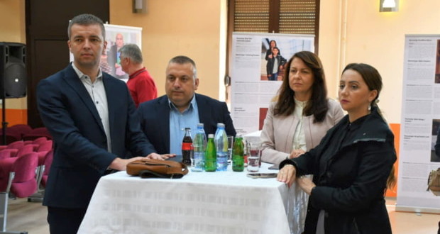 Predstavnici opštine Modriča na izložbi “Romi na marginama”