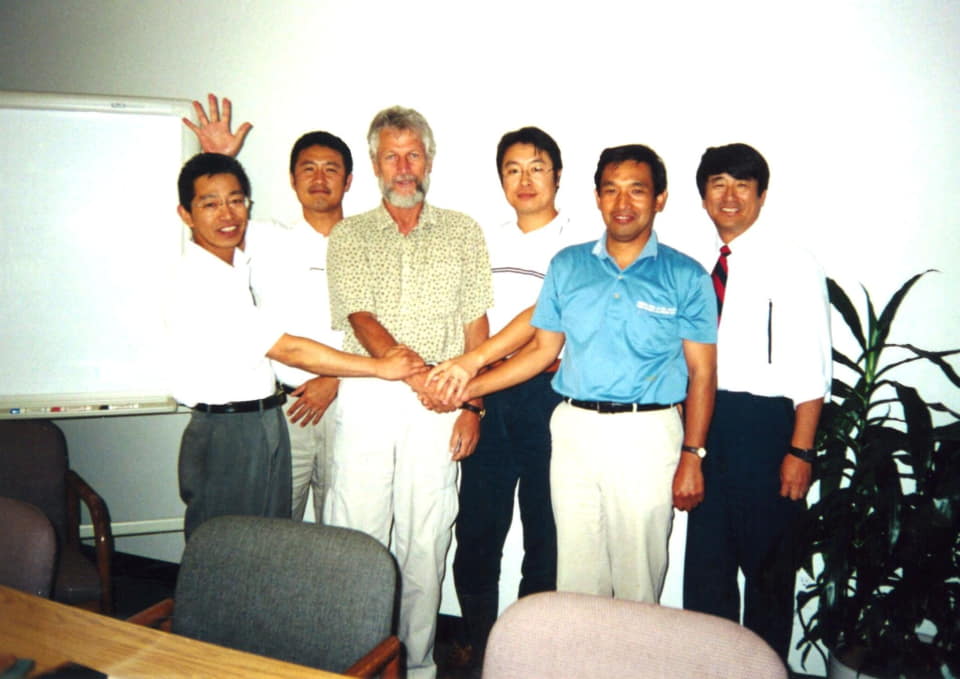 . Đorđe sa svojim studentima – japanskim inženjerima
